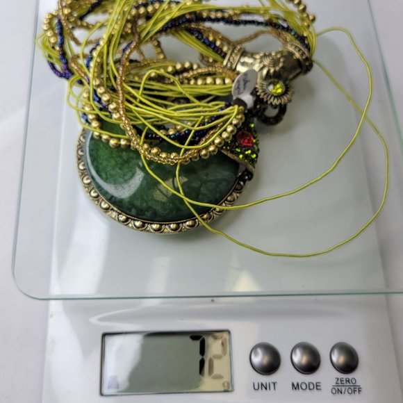 Chunky Fish Pendant Necklace Fashion Gemstone Green Fish Pendant - Picture 12 of 12